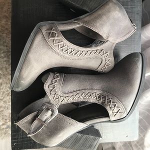 Adorable gray booties